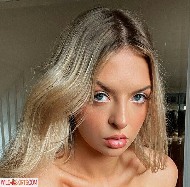 Rose Jones / RoseJon88268681 / mideastrose / onlyrosejones nude OnlyFans, Instagram leaked photo #2