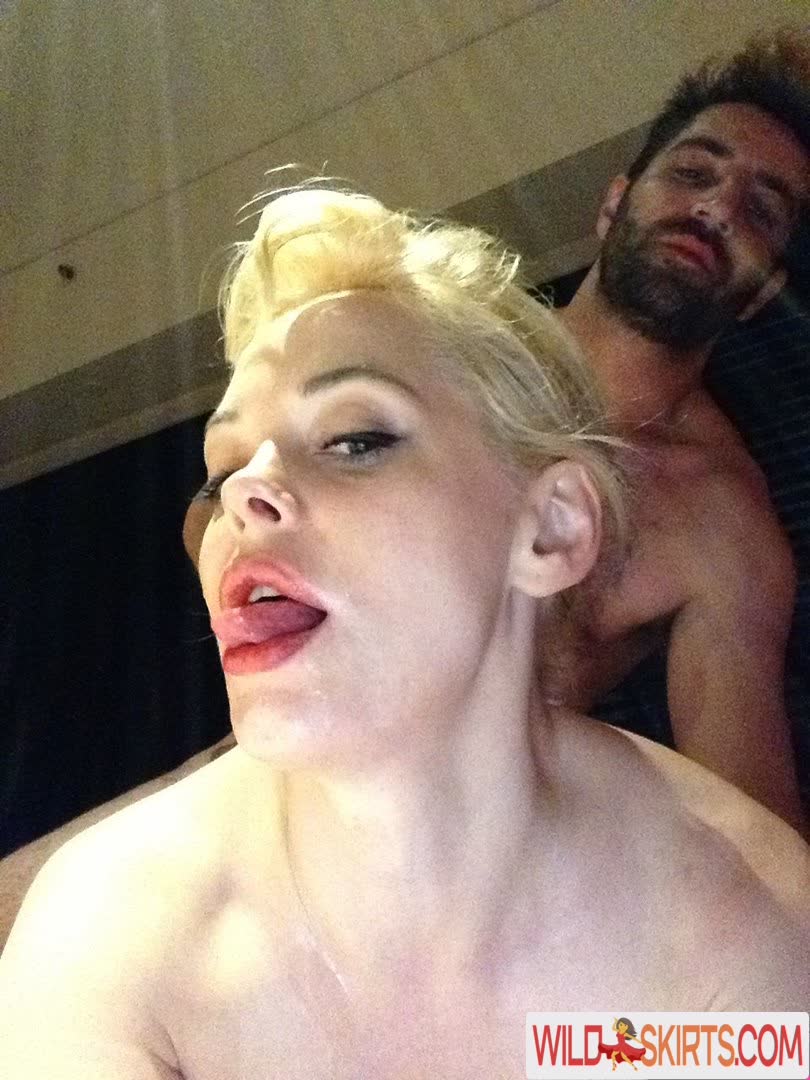 Rose Mcgowan nude leaked photo #57