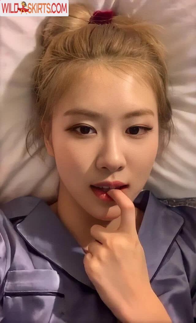 Rosé nude leaked photo #52