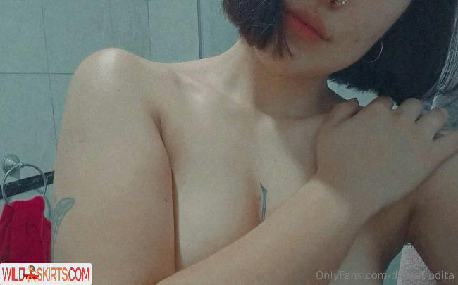 rosecamxxx / rose_x_x_x_ / rosecamxxx nude OnlyFans, Instagram leaked photo #10