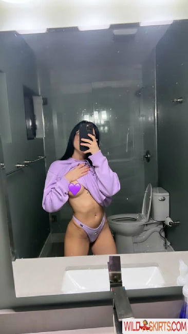 roselinllanes nude OnlyFans leaked photo #15