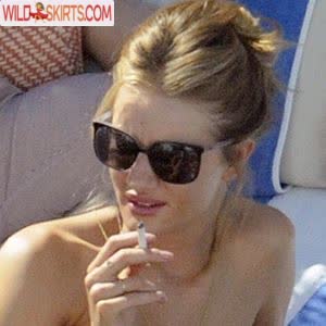 Rosie Huntington-Whiteley nude leaked photo #11