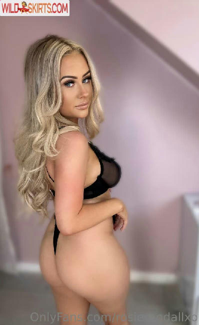 rosierendallxo / rosie_rendallx / rosierendallxo nude OnlyFans, Instagram leaked photo #38