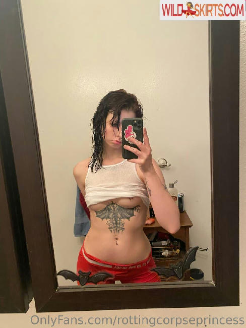 rottingcorpseprincess / rottenpeachcorpse / rottingcorpseprincess nude OnlyFans, Instagram leaked photo #55