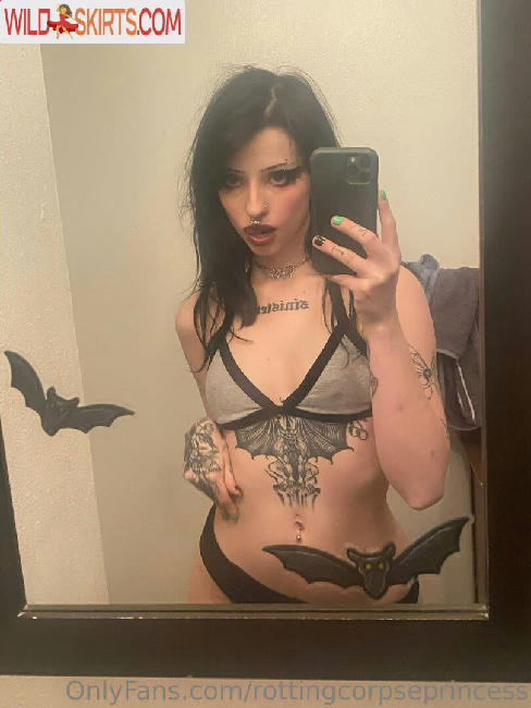 rottingcorpseprincess / rottenpeachcorpse / rottingcorpseprincess nude OnlyFans, Instagram leaked photo #87