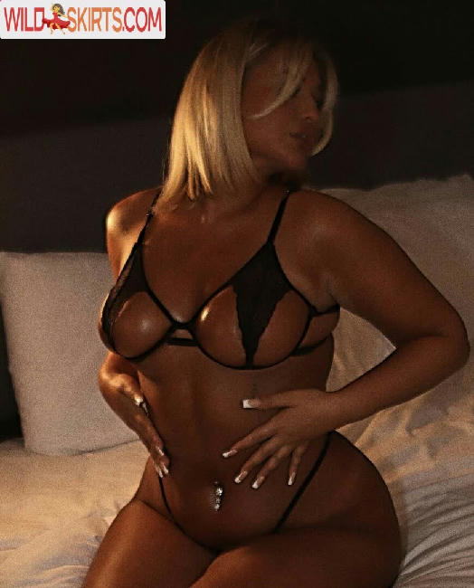 Rowena Violet / rowenaviolet / rowenavioleth nude OnlyFans, Instagram leaked photo #3