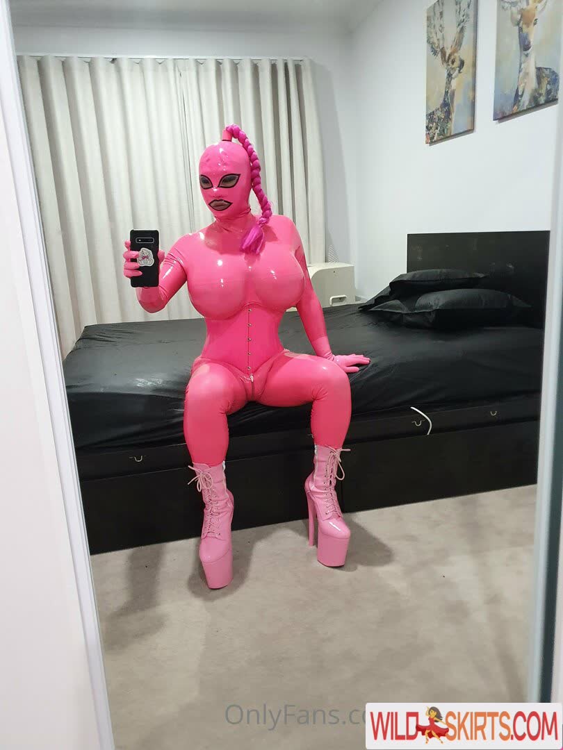 Rubberbuns nude leaked photo #5