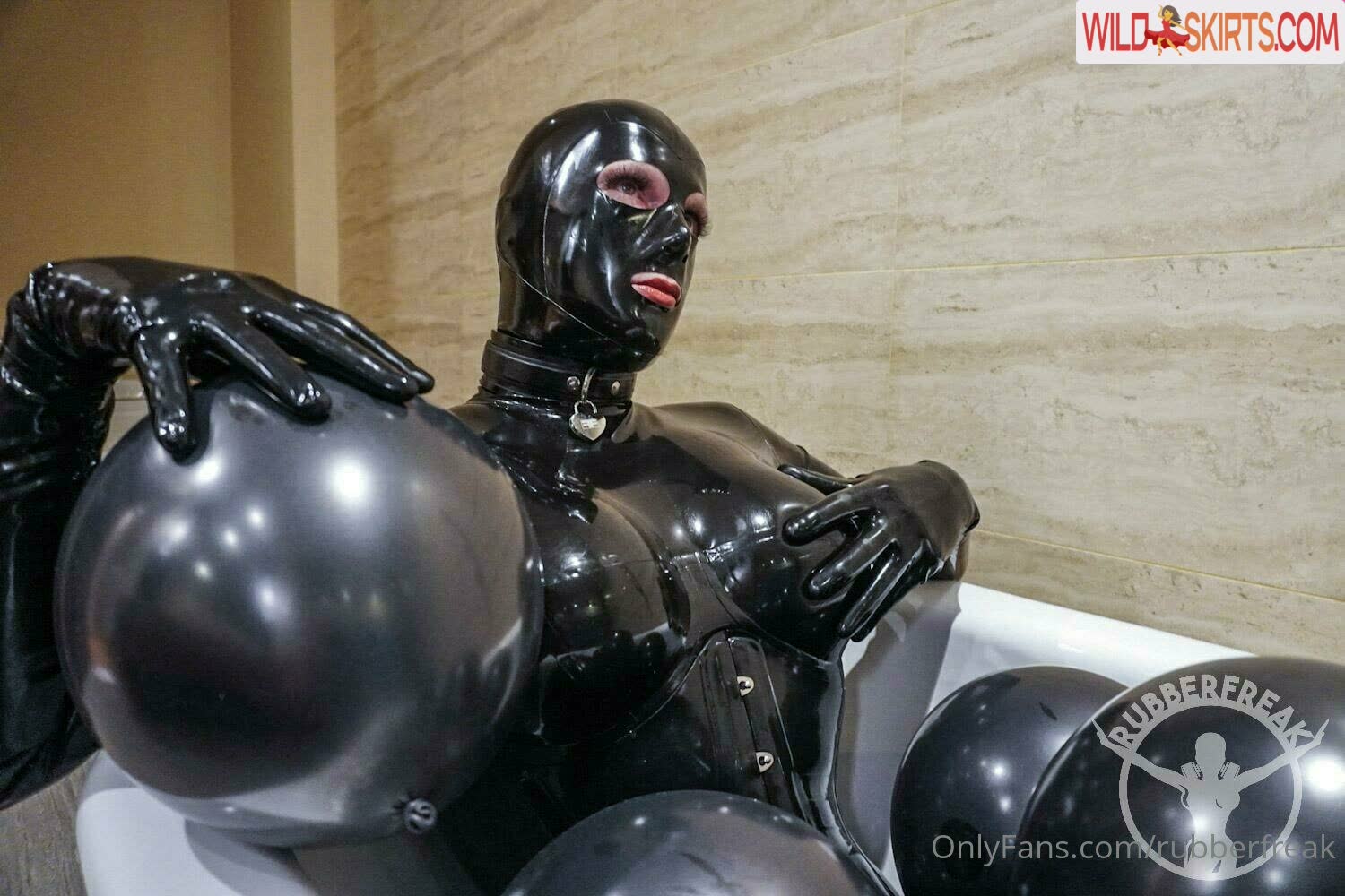 Rubberfreak nude leaked photo #35