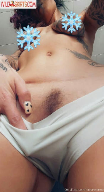 rubyroxanne / rubyroxanne / rubyroxannedesigns nude OnlyFans, Instagram leaked photo #8