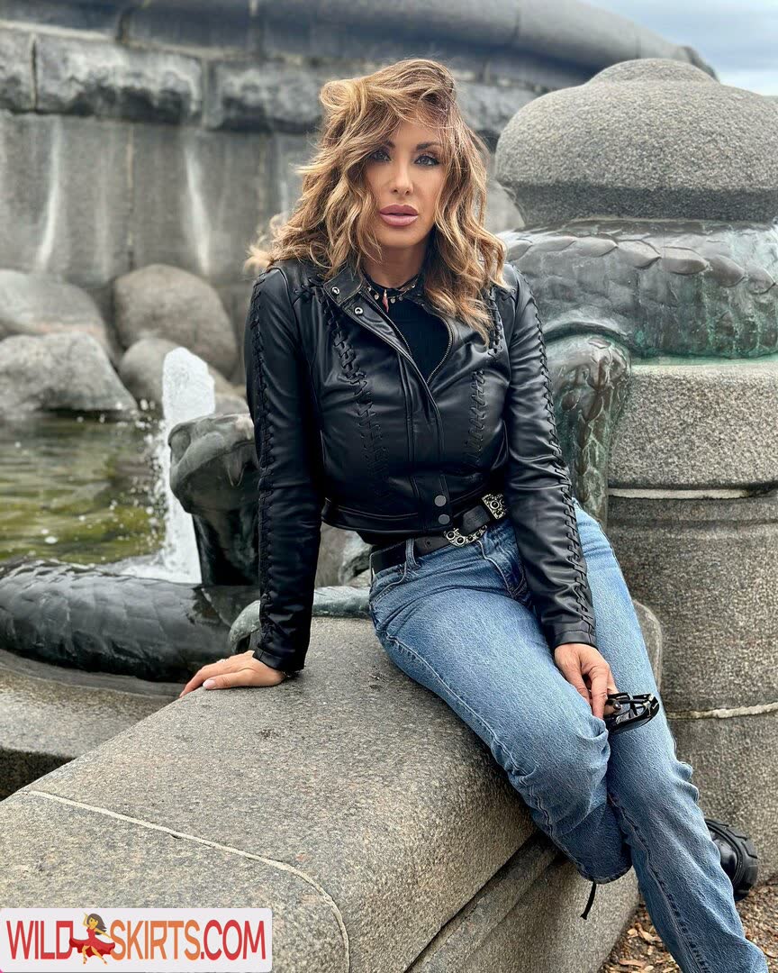 Sabrina Salerno / sabrinasalernofficial nude Instagram leaked photo #15