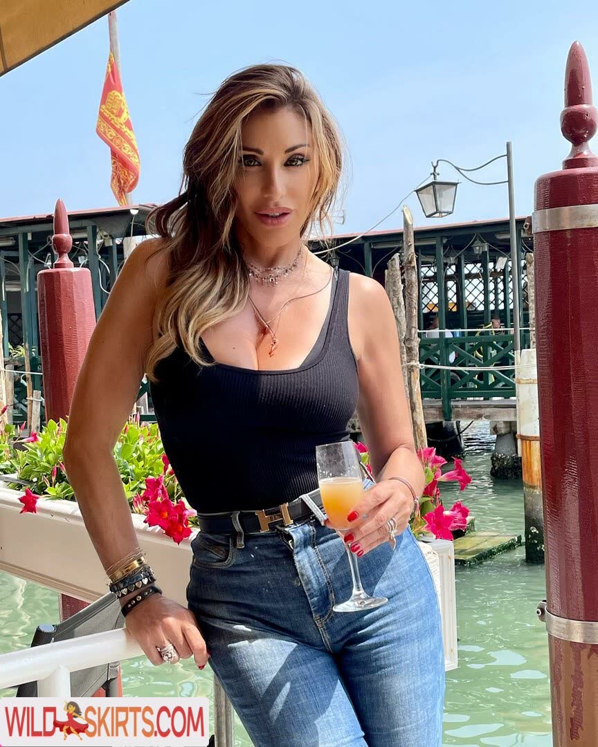 Sabrina Salerno / sabrinasalernofficial nude Instagram leaked photo