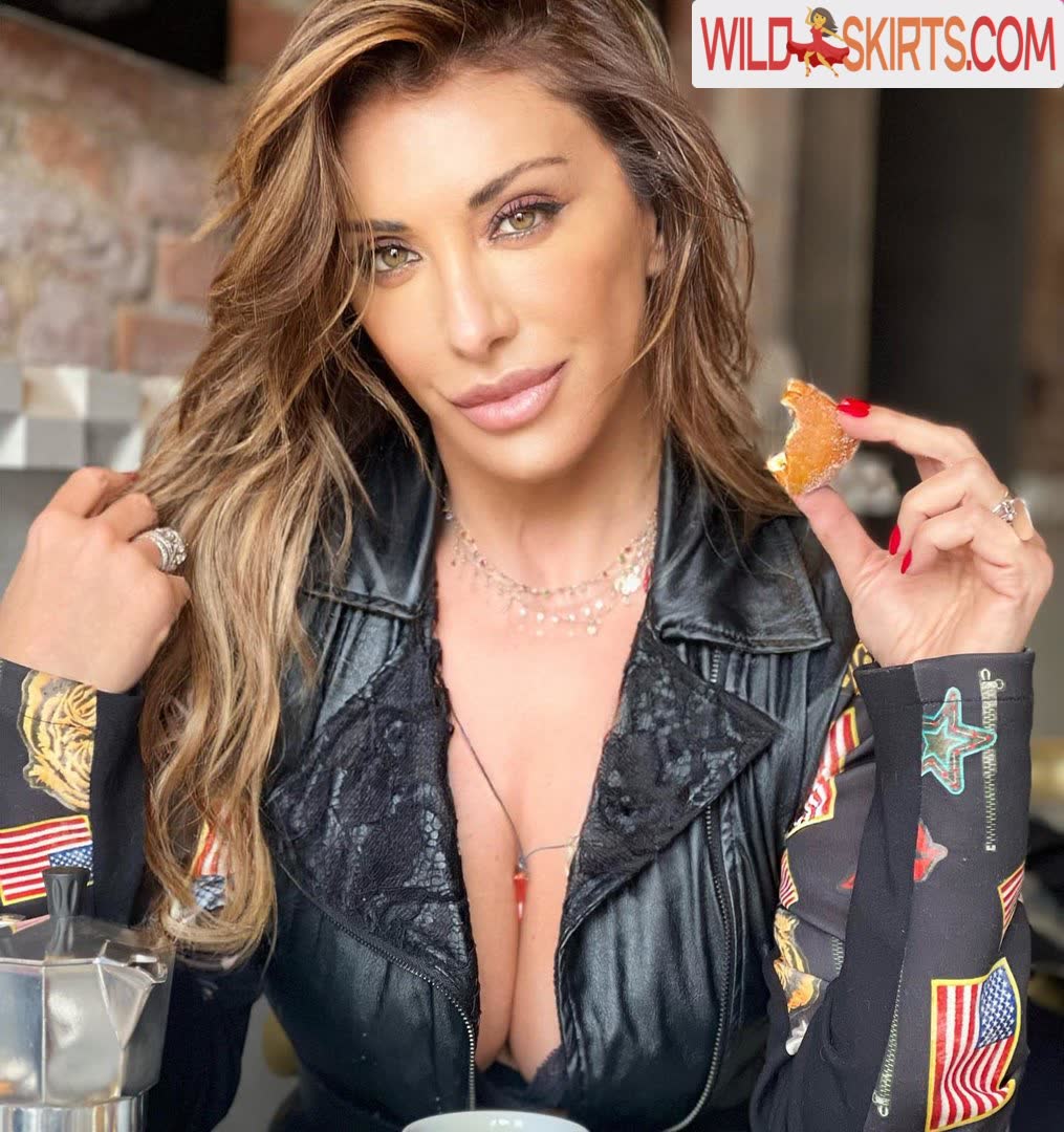 Sabrina Salerno / sabrinasalernofficial nude Instagram leaked photo #9