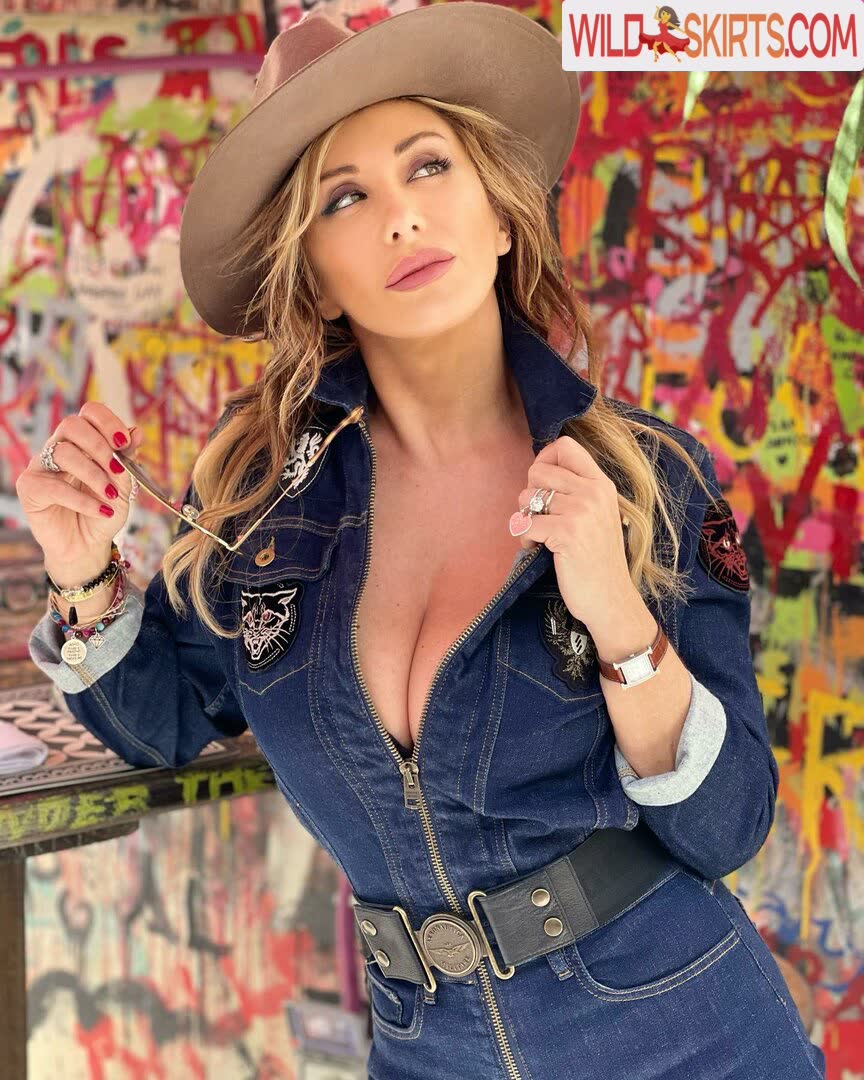 Sabrina Salerno / sabrinasalernofficial nude Instagram leaked photo #1