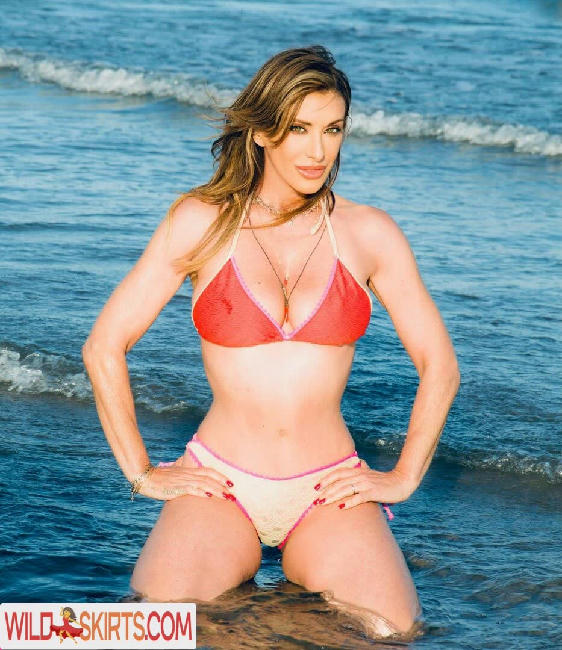 Sabrina Salerno / sabrinasalernofficial nude Instagram leaked photo #1459