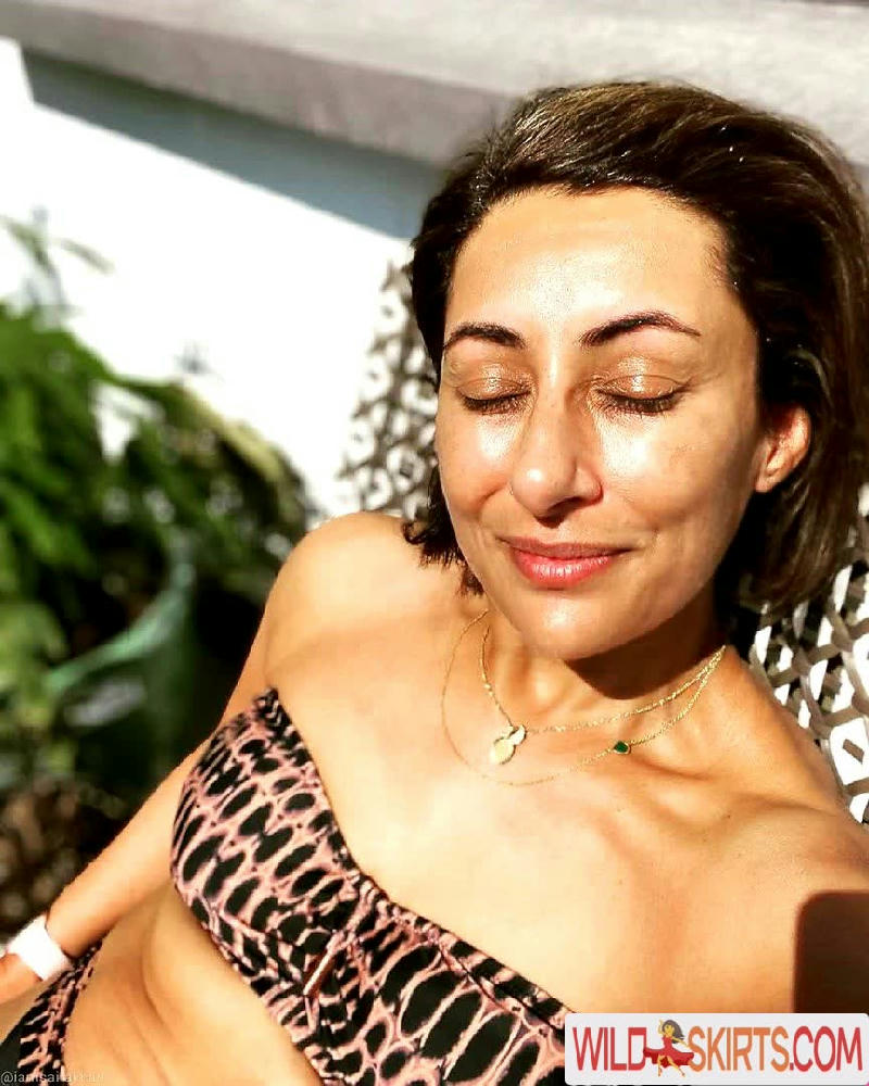 Saira Khan / iamsairakhan / sairasbum nude Instagram leaked photo #6