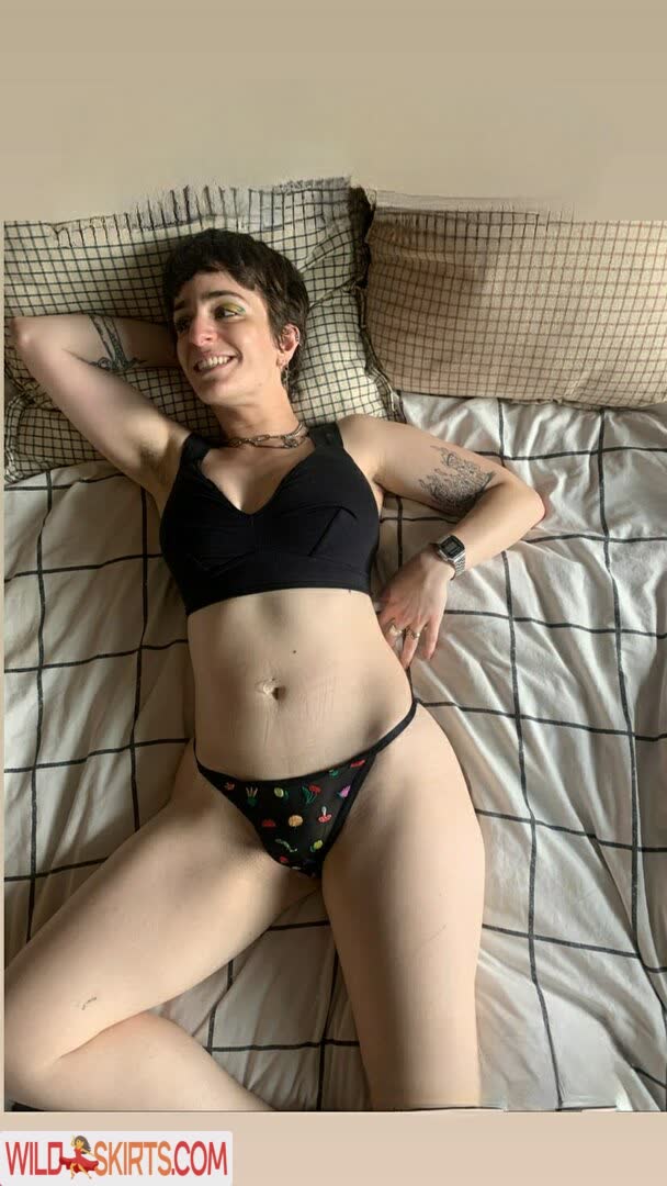 Sally Burtnick / SallySputnik ... AKA... Sallysinsation / punkrocksnl nude Instagram leaked photo #10