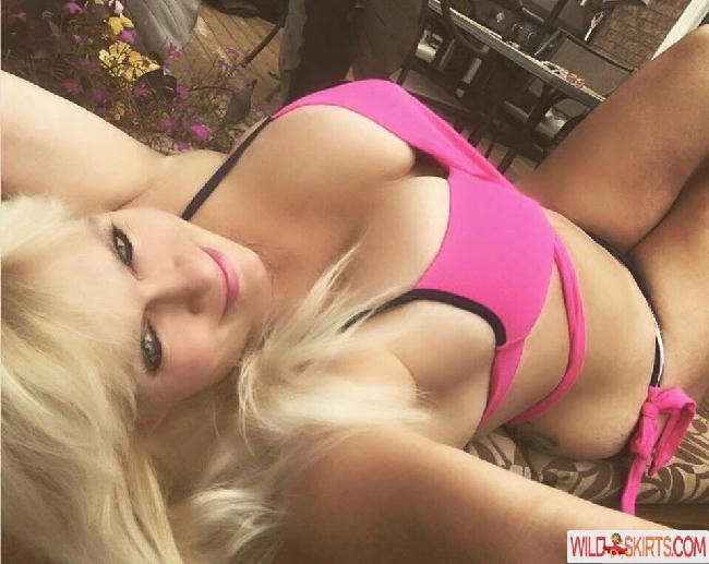 Sandie Lee / Canadianmaturebarbie / canadiansmaturebarbie / sandieleetoronto / torontobeauty007 nude Instagram leaked photo #36