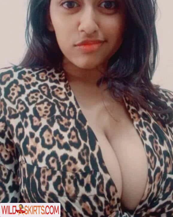 Sanjana Saba nude leaked photo #15