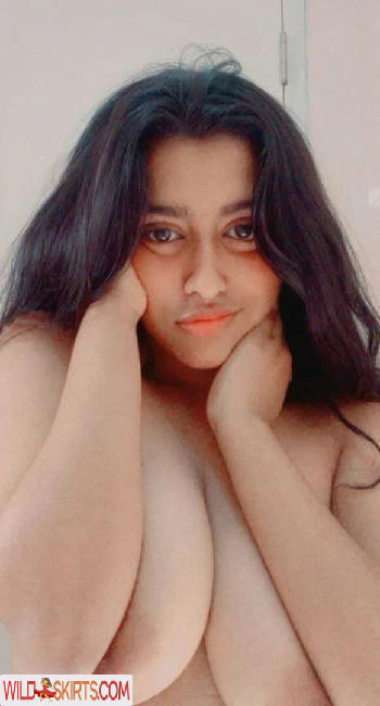 Sanjana Saba / it_z_suzie nude Instagram leaked photo #50