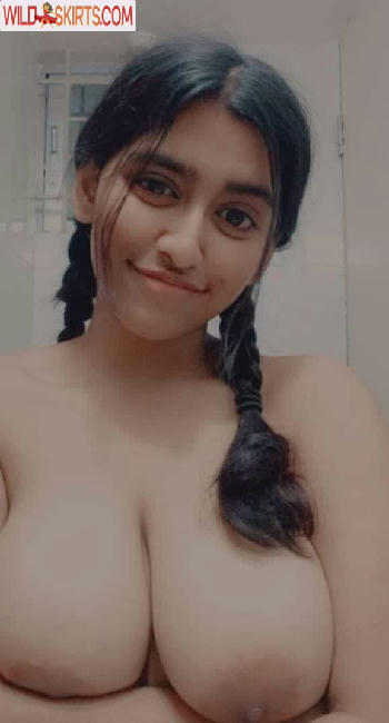 Sanjana Saba / it_z_suzie nude Instagram leaked photo #65