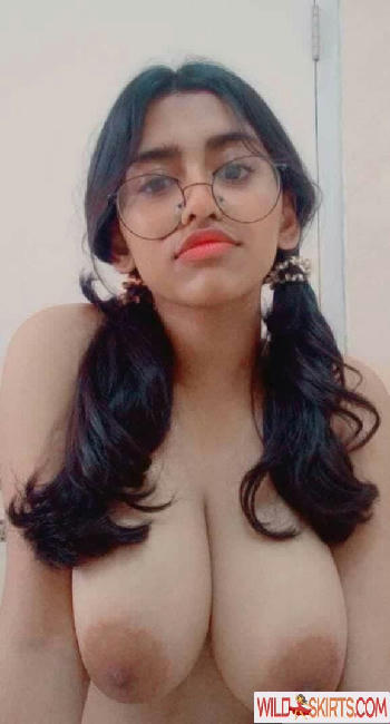 Sanjana Saba / it_z_suzie nude Instagram leaked photo #90