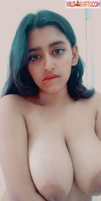 Sanjana Saba / it_z_suzie nude Instagram leaked photo #100