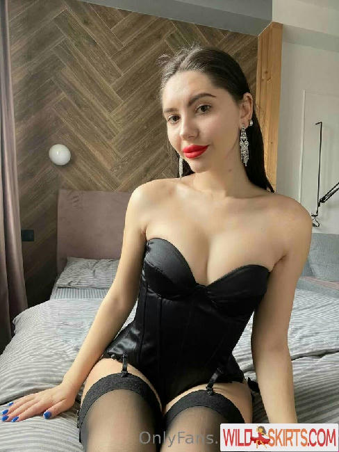 santalips nude OnlyFans leaked photo #35