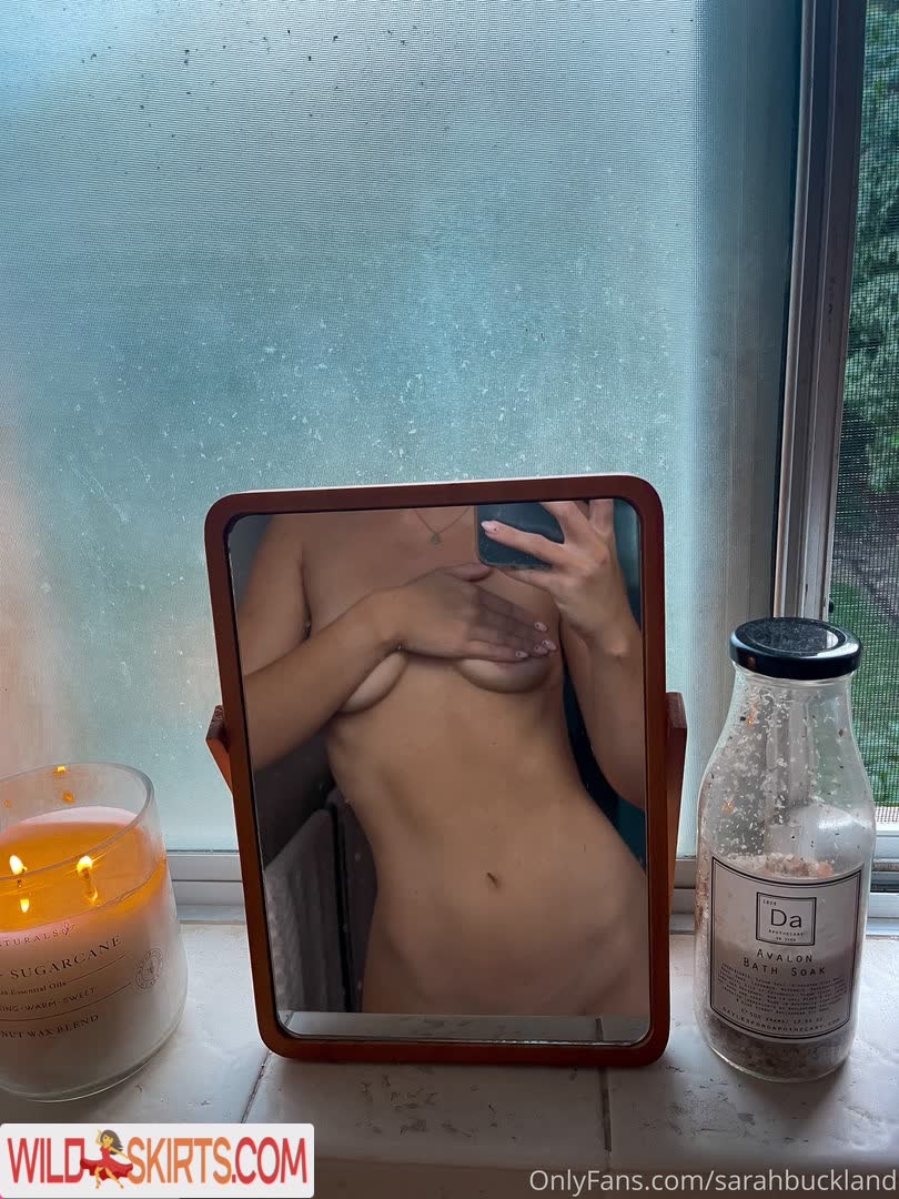 Sarah Buckland nude leaked photo #9