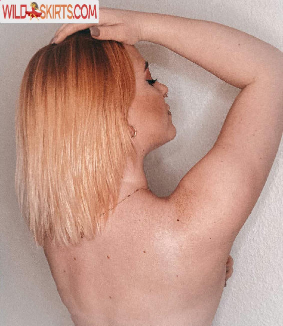 Sarah Neuhaus / missundercover.__ nude Instagram leaked photo #62