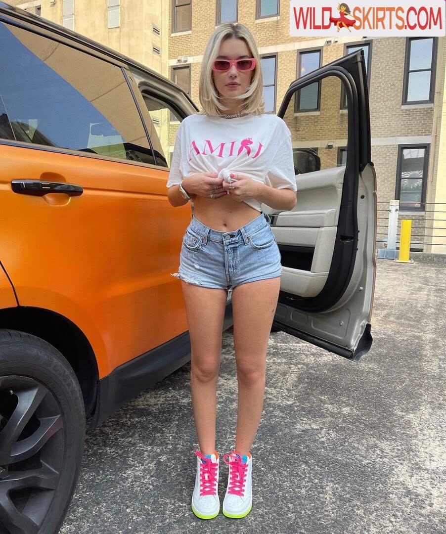 Sarah Snyder / bigsarahsnyder / sarahfuckingsnyder nude OnlyFans, Instagram leaked photo #2