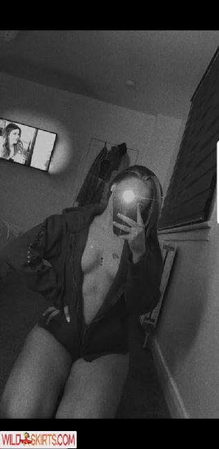 saralouise_xo / mrspetitexxx / saralouise_xo nude OnlyFans, Instagram leaked photo #2