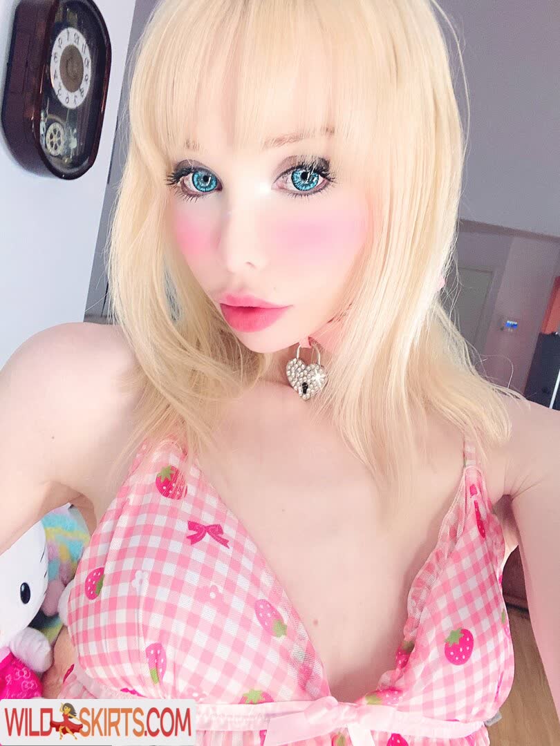 Sarina Valentina / SarinaValentina / sarinavalentinaxo nude OnlyFans, Instagram leaked photo #8