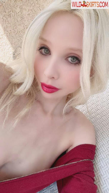 Sarina Valentina / SarinaValentina / sarinavalentinaxo nude OnlyFans, Instagram leaked photo #7