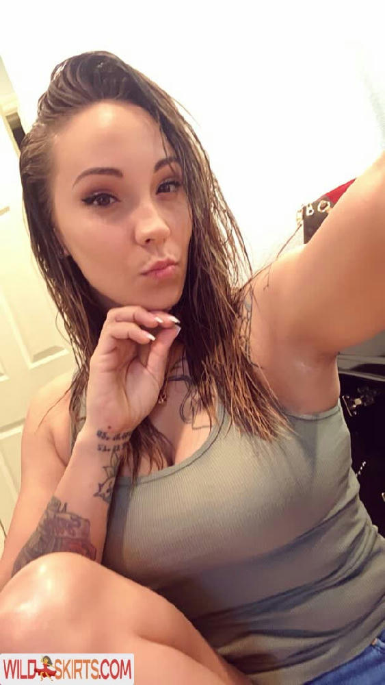 12 hot photos by Sasha Foxxx