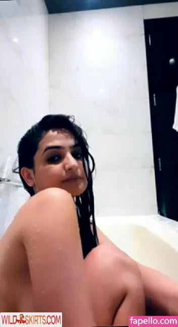 Sassy Poonam / sassy_poonam nude Instagram leaked photo #23