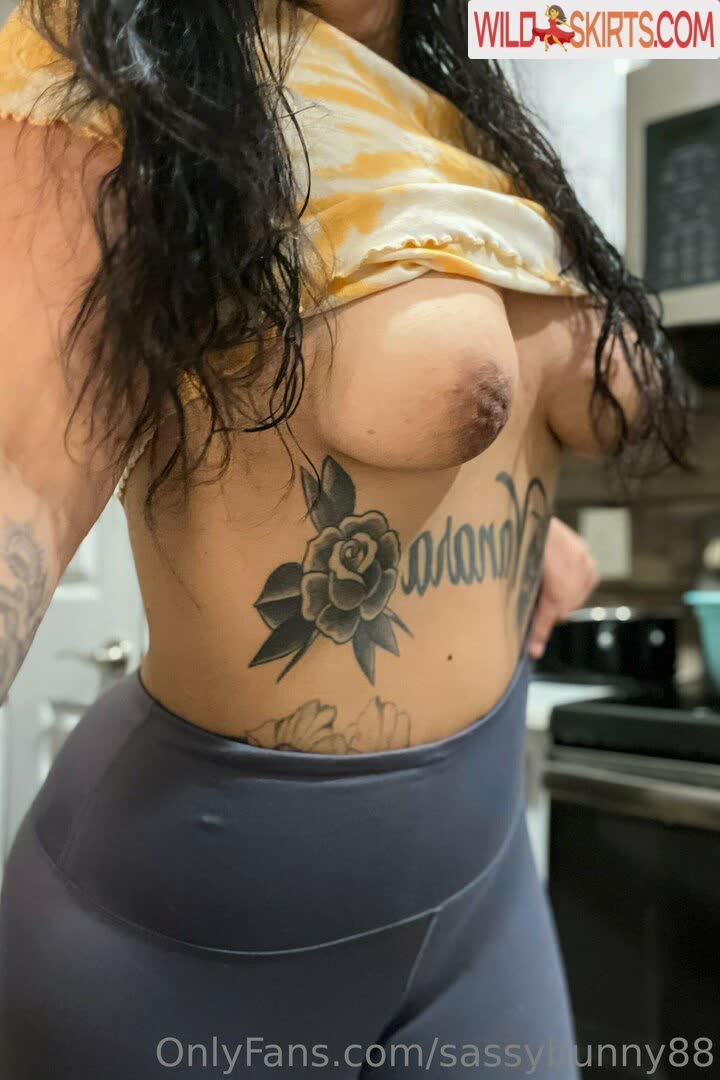 Sassybunny88 nude leaked photo #136