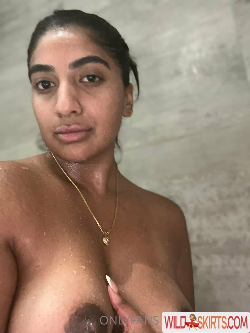 Savpillai / Reddotbitch / savpillai nude OnlyFans, Instagram leaked photo