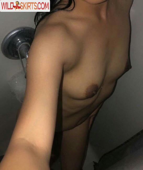 Schingss / Cuhchinga / cuhchingaa / schingss / thatpetiteAsian nude OnlyFans, Instagram leaked photo #8