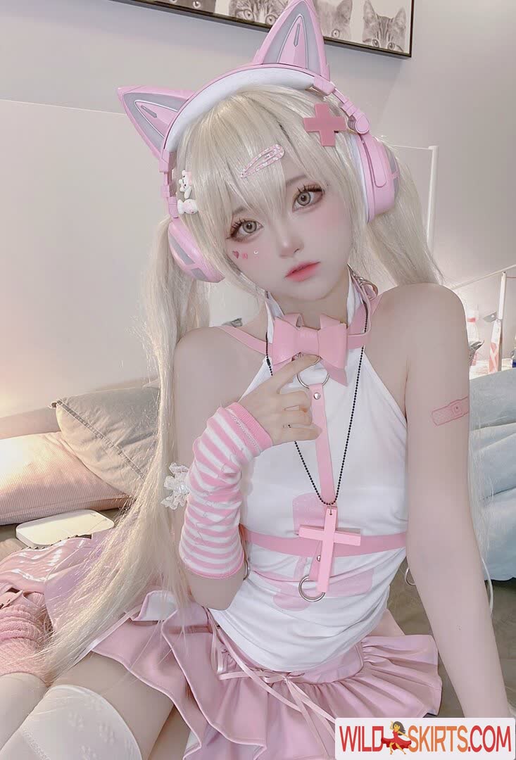 SeeU Cosplay nude leaked photo #29