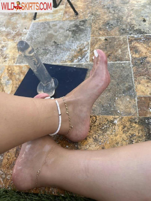 selmsc_ / feetbyselms / selmsc_ nude OnlyFans, Instagram leaked photo #22