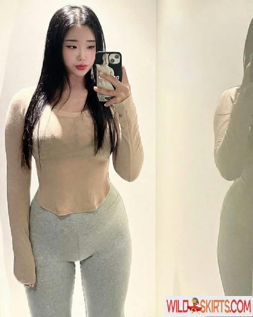 seulfit / 이슬 nude leaked photo #28