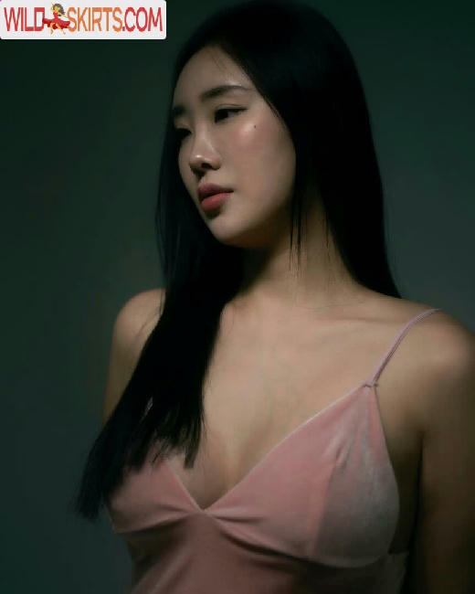 seulfit / 이슬 nude leaked photo #35