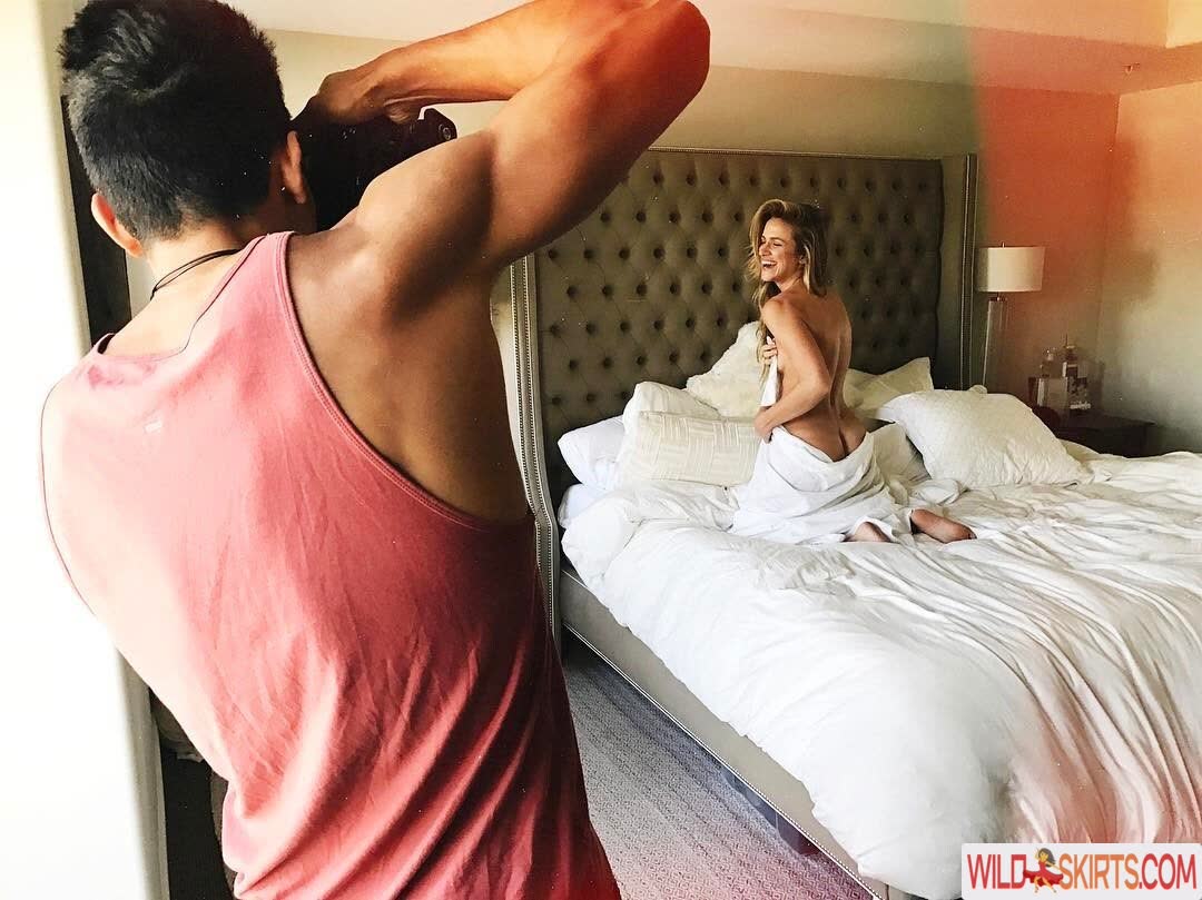 Shantel VanSanten / therealshantel nude Instagram leaked photo #16