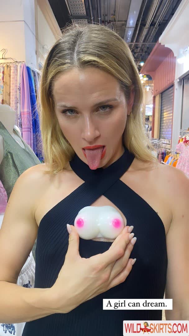 Shantel VanSanten / svansanten nude Instagram leaked photo #14