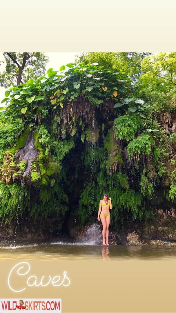 Shantel VanSanten / svansanten nude Instagram leaked photo #13