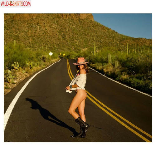 Shantel VanSanten / therealshantel nude Instagram leaked photo #220