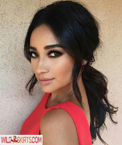 Shay Mitchell / shaymitchell nude Instagram leaked photo #65