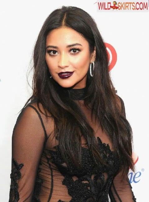 Shay Mitchell / shaymitchell nude Instagram leaked photo #124