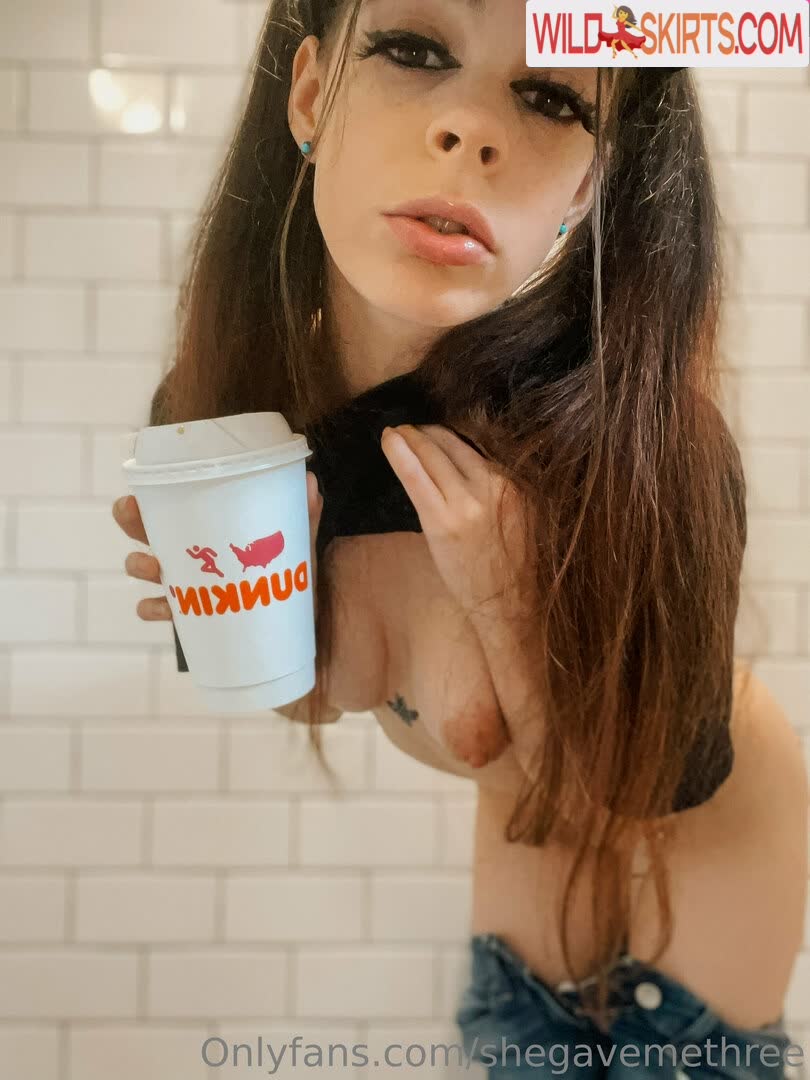 Shegavemethree / Del The Donutshop Girl / shegavemethree / the.donut.girl nude OnlyFans, Instagram leaked photo #12