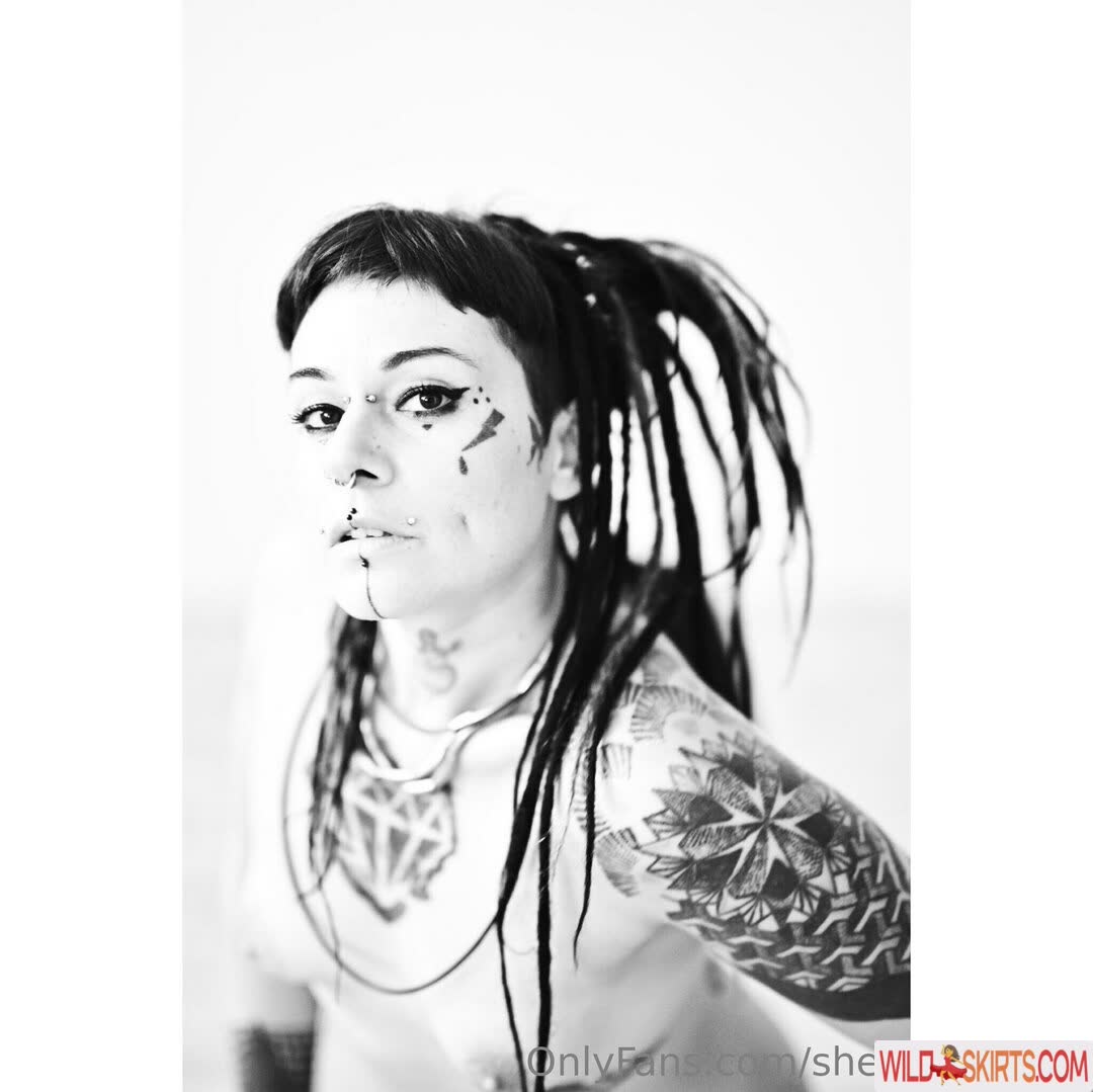 Shewolf_inked nude leaked photo #21